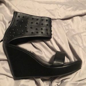 Torrid studded wedge size 10